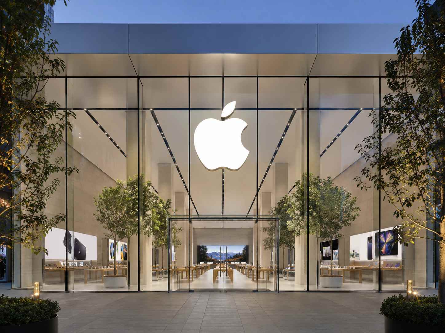 Apple Warns Users About Fake Websites — Don’t Enter Your Password, Passcode or 2FA Code