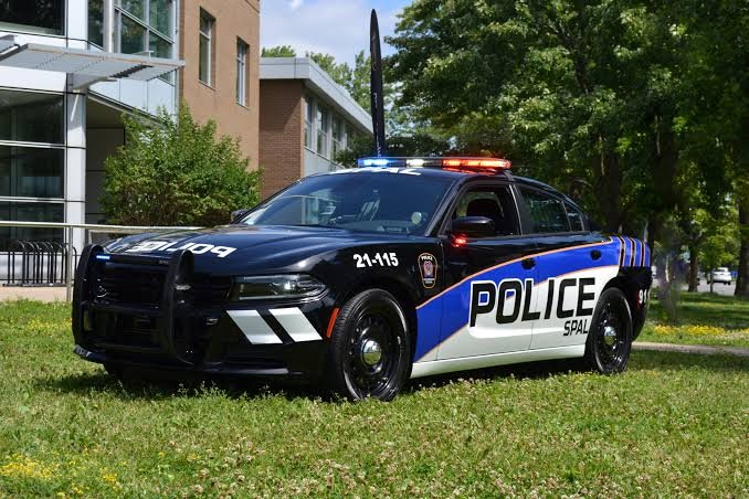 9-1-1 Outage Hits Parts of Ontario as Police Urge Residents to Use Alternate Numbers