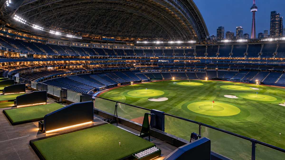 Toronto's Rogers Centre Transforms Into a Nine-Hole Golf Course This Winter
